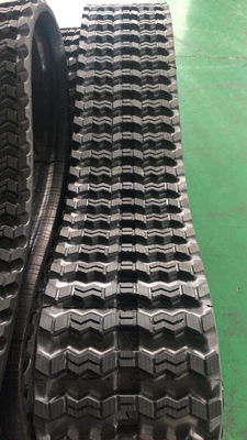 ZZS450x86x56 Zigzag Pattern Skid Steer Loader ขนาดปรับเส้นยาง