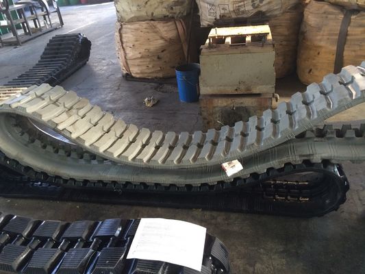 420x100x54 บล็อก เทรด Cralwer MX55 Excavator เส้นยาง