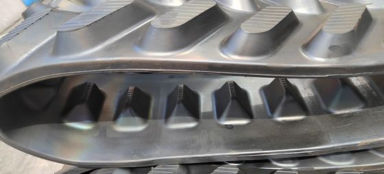 ตีนตะขาบยาง 300x127x32 เหมาะสำหรับ Kubota M5091 Power Crawler