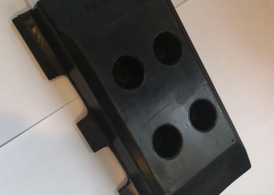 155mm Pitch Chain บนแผ่นยางสำหรับ Vogele