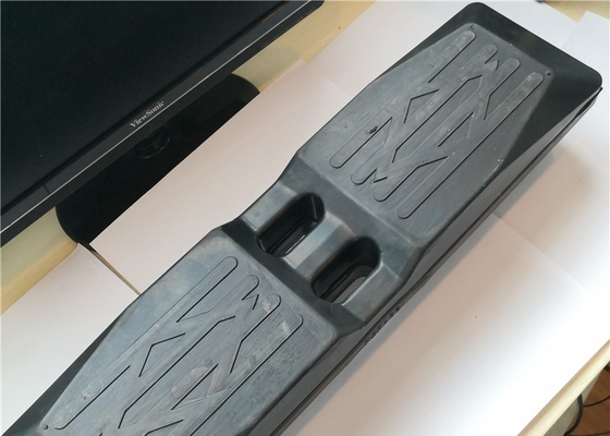 Bolt On Rubber Track Shoes ความกว้าง 150mm Excavator Track Pads